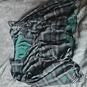 Size 2 Torrid long sleeve ruffle top